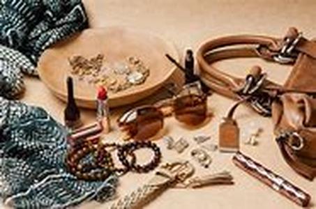 Tricks and trends for the latest in fancy dress accessories
