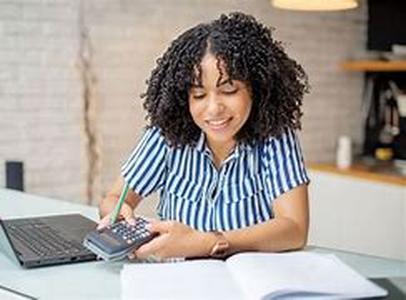 Achieving Cash Flow Management Through Accounts Receivable Factoring