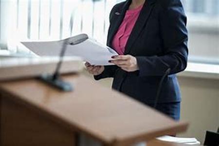 Expert Witnesses Shine with Winning Word Selections