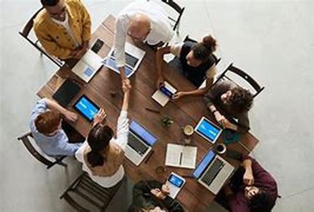 In the international scene, knowing and identifying cultural differences can make a big difference between successful business negotiations and mortifying rejections