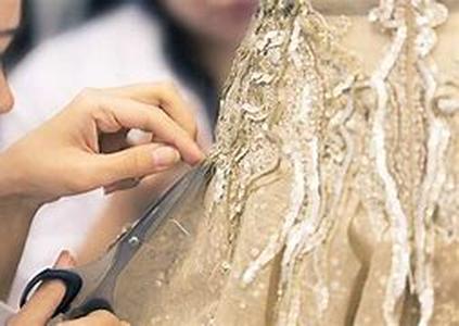 Embroidery Sewing Machine: Things to Look For  As you may know, the embroidery sewing machine now comes in dozens
