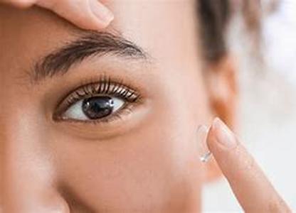 Contact Lenses and Dry Eyes  While Keratoconjunctivitis Sicca, or Keratitis Sicca, or Sicca Syndrome, or Xerophthalmia, or simply Dry Eyes (Syndrome) can be caused by innumerable factors, perhaps its most common root is from extensive contact lens usage