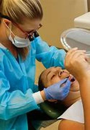 Dental Assistant Emergency Care
