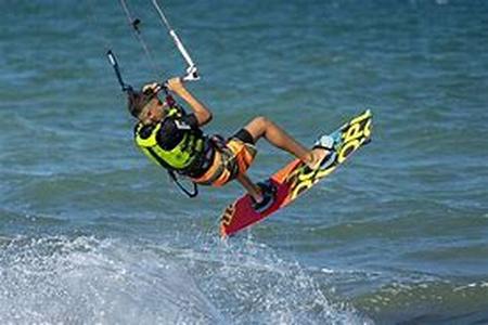 Kitesurfing in Australia: Feel the Power of a Breeze