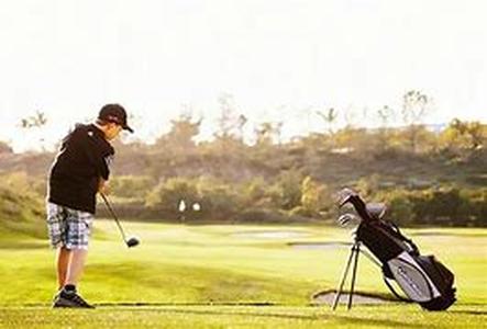 Essential Junior Golf Course Equipment