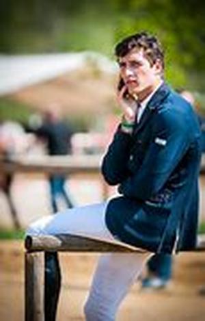 Insights on How to Buy the Proper Equestrian Boots