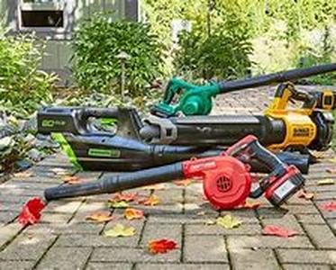 Garden Benches-An added attraction to your Garden