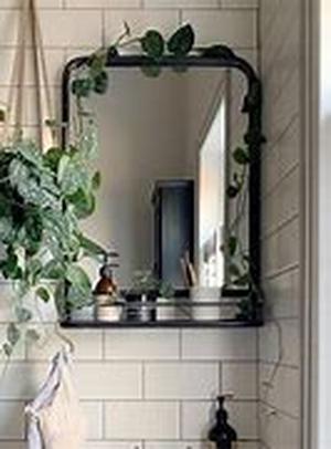 Bathroom Accessories in Pink are a Hot Trend