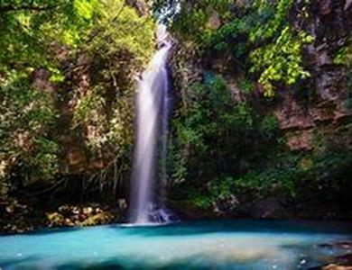 Two great oceans, the Caribbean Sea and the Pacific Ocean, and with magnificent inland lakes and rivers, there is no place in the world that has a better year-round fishing than Costa Rica