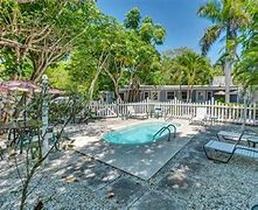 Sanibel Island Shelling Trips