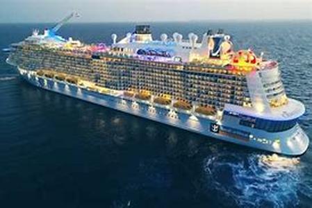 Royal  2 Day Cruises  Are you the type of person who constantly dream about taking a luxury trip, but never really got around doing it for real
