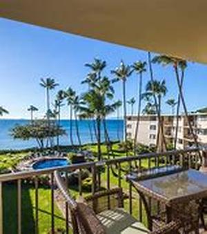 MAUI BECKONS  Summary: Your trip definitely wont be a once-in-a lifetime thing -- youd want to go back for sure