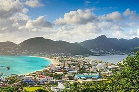 Spice Up the Holidays With a Cruise Vacation