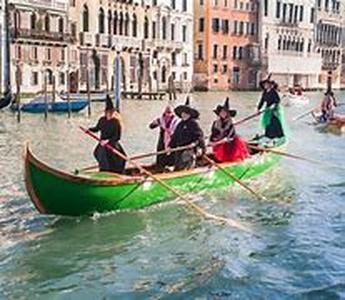 Holidays in Naples, Italy  It is an indisputable fact that Italy is certainly one of the very best places to visit and explore