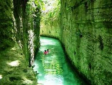 Worlds 10 Most Unusual Hotels