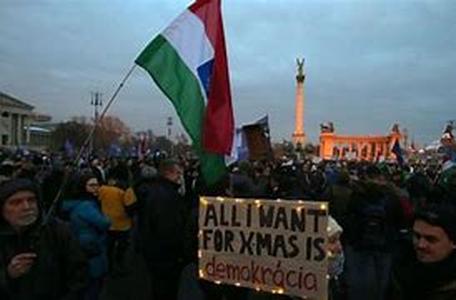 Where to Spend Your Budapest Holiday  Want to spend your holiday in Budapest
