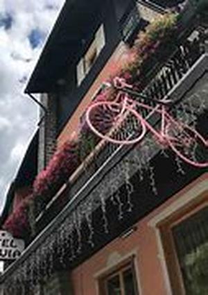 First Things First, Know The Basic Information About The Place Like Its Climate, Currency, Transport, Language, Car Regulations, Health Precautions, Holidays, Shopping, And Many More, Then Try To Know Of Some Helpful Ways That Could Make Your Visit A Lot