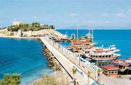 Ko Chang, Thailand - Water Festival of Loi Kathong