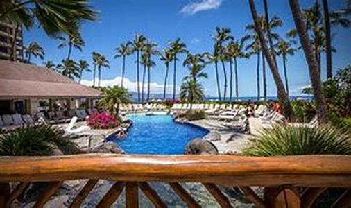 Maui Beachfront Vacation Homes:  Why You Should Go Luxury