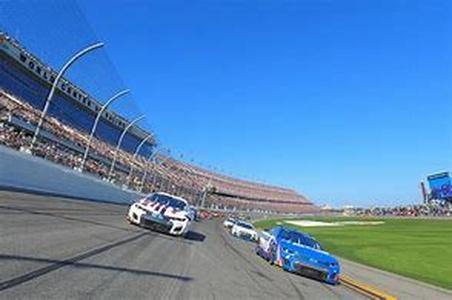 NASCAR Racing Collectibles  If you are a fanatic of the old American stock car racing that has evolved into what it is today, you probably have NASCAR collectibles with you