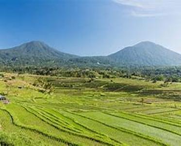 Indonesian earthquake  Indonesia is one of the most beautiful countries in the asia pacific region