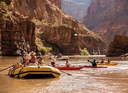 The early bird gets the best room - Grand Canyon motels  Four million tourists flock to the magnificent Grand Canyon each year