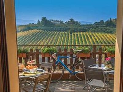 ITALY WINTER TRAVEL   What drives one to an Italy winter travel other than the Winter Olympics